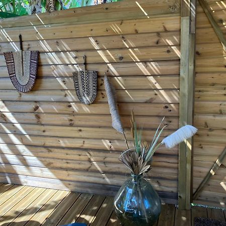 Kazacoco Bungalow A 5 Min A Pieds Du Lagon La Saline Le Bains Luaran gambar