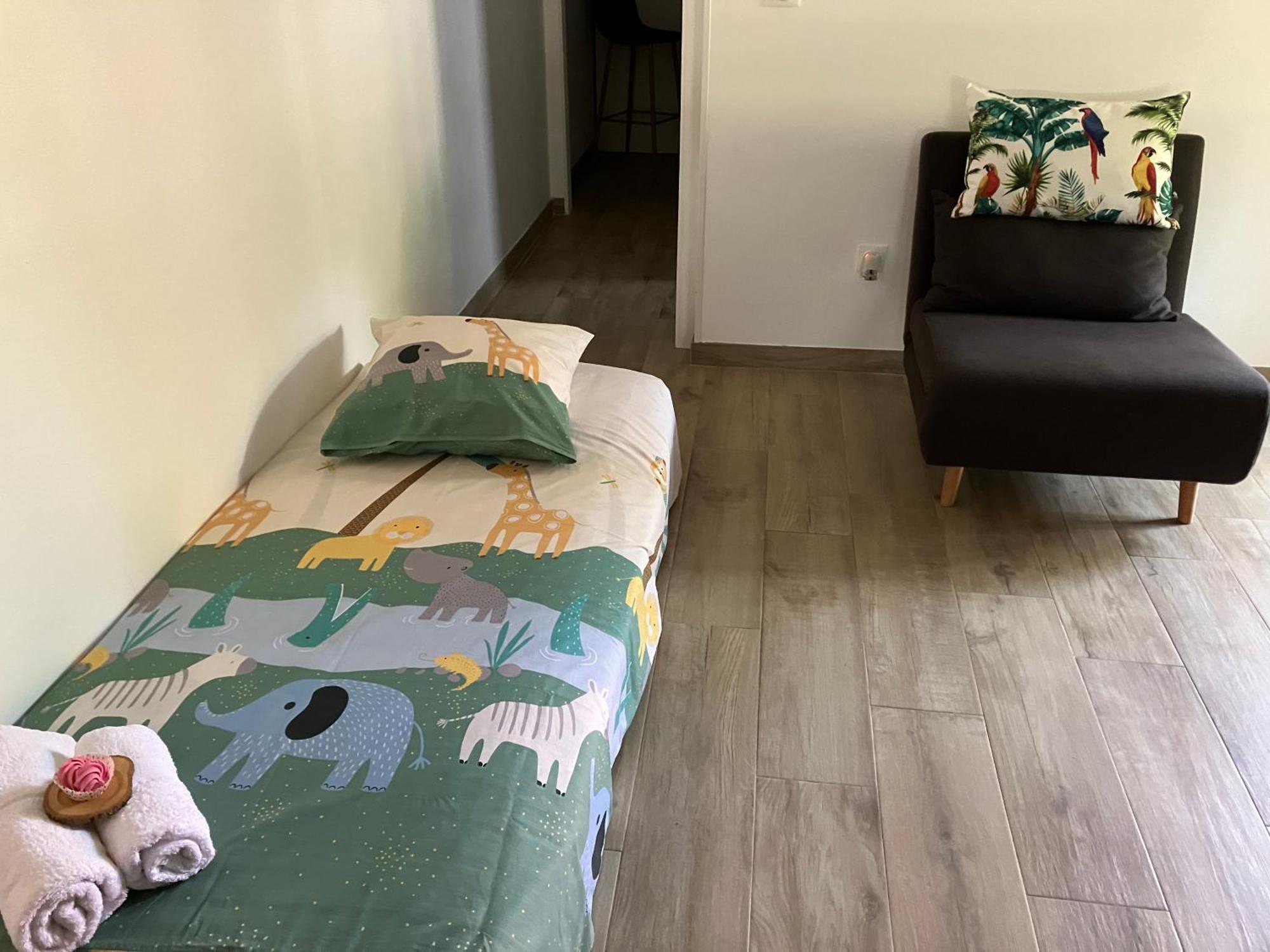 Kazacoco Bungalow A 5 Min A Pieds Du Lagon La Saline Le Bains Luaran gambar